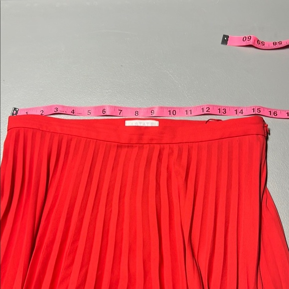 1. State Coral Red Pleated Midi Skirt Size 10 Classic Modern Feminine Elegant - Picture 5 of 10